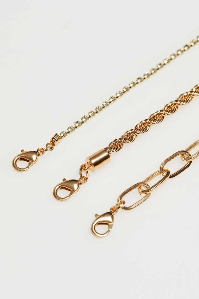 Ozdobne bransoletki o regulowanej długości