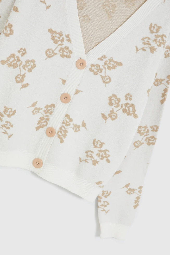 Kardigan w kwiaty beżowy
