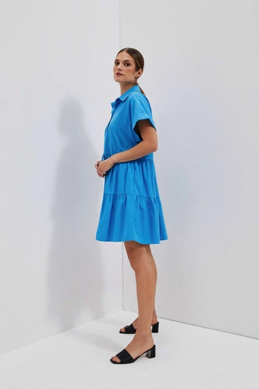 Koszulowa sukienka z falbaną