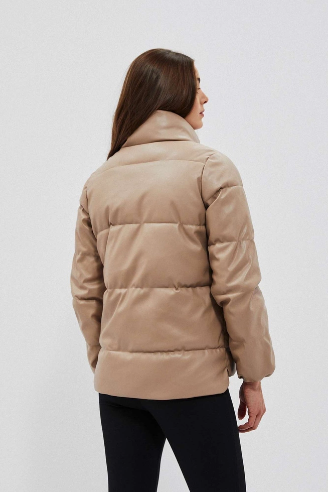 Pikowana kurtka z kołnierzem kawowa