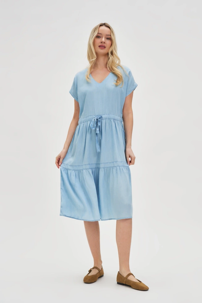 Sukienka midi z lyocell błękitna