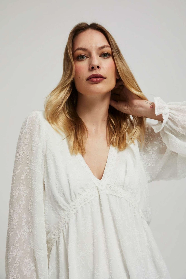 Koszula biała z bufiastymi rękawami