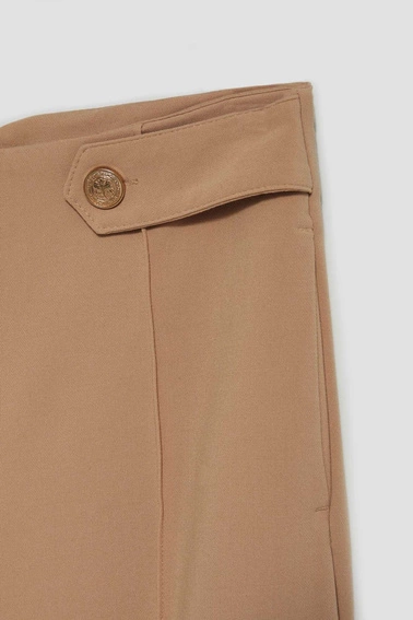 Spodnie z kantem beżowe