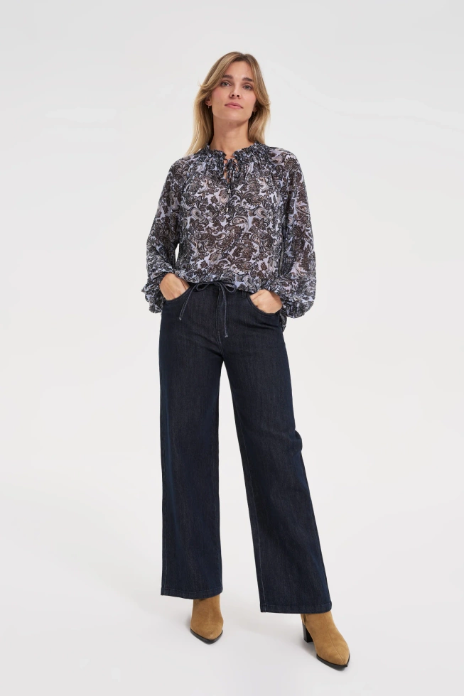 Koszula z wiązanym dekoltem niebieska