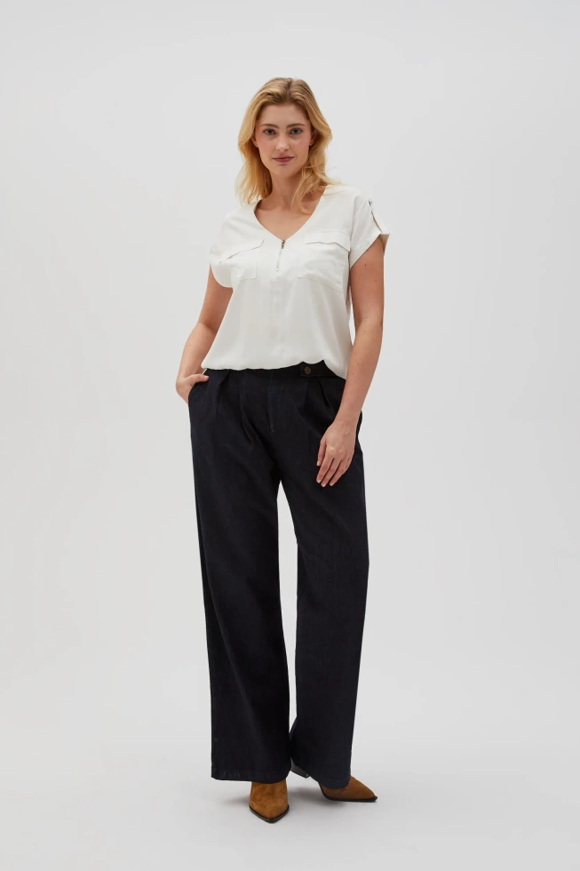 Wiskozowy sweter biały