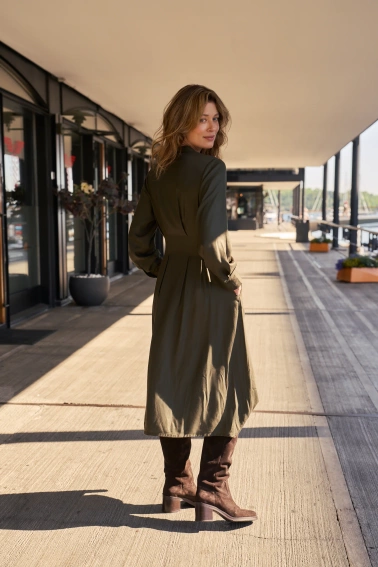 Wiskozowa sukienka midi oliwkowa