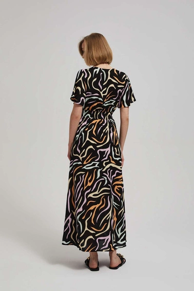 Wzorzysta sukienka maxi czarna