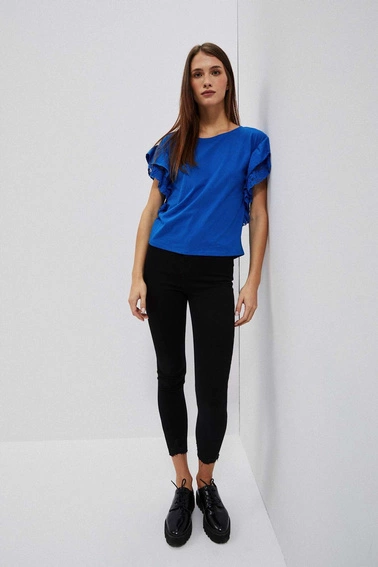 Bluzka z falbaną na ramionach niebieska