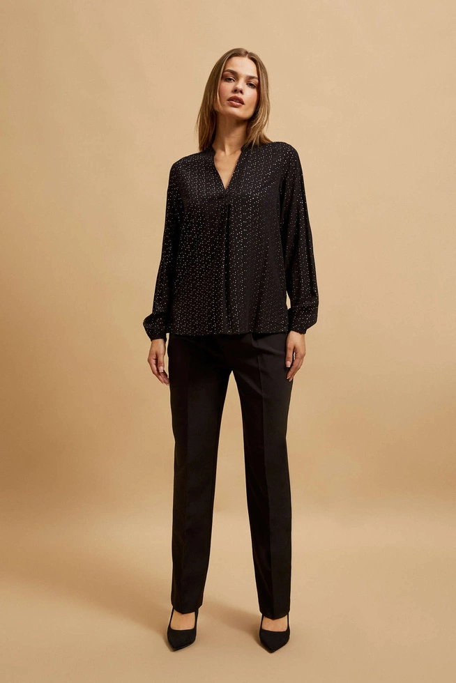 Koszula z dekoltem w serek czarna