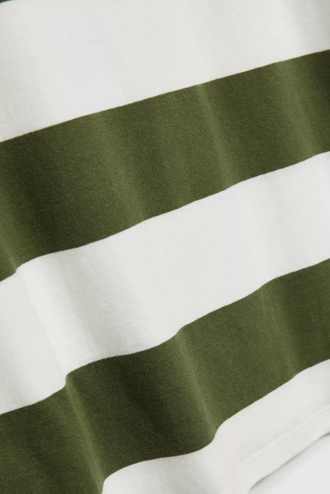 Bluzka w szerokie pasy z krótkimi rękawami khaki