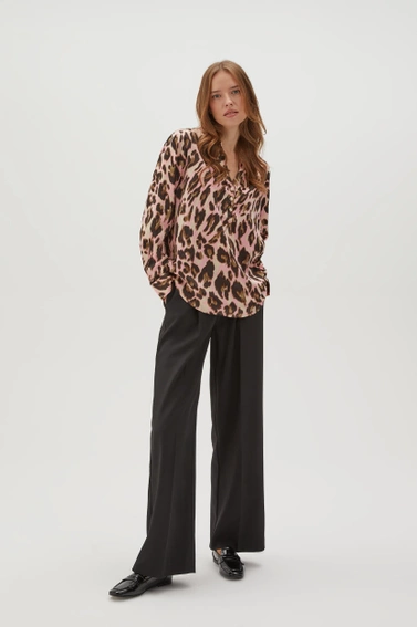 Koszula w panterkę z długimi rękawami beżowa