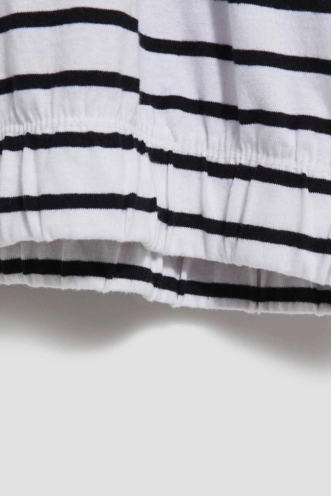 T-shirt w paski biało czarny
