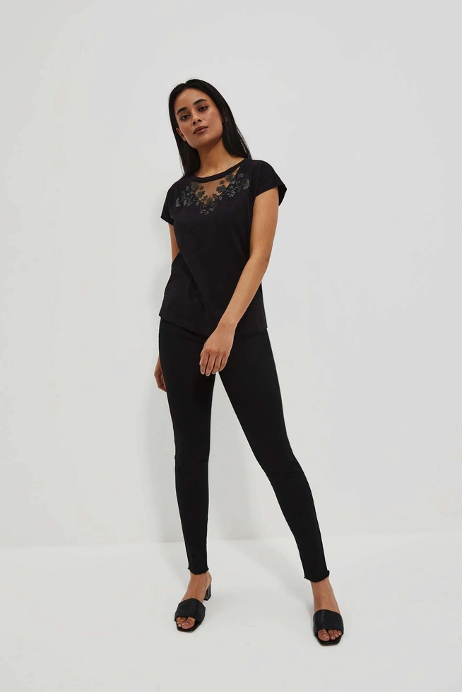 Jeansy skinny z postrzępionymi nogawkami push up czarne