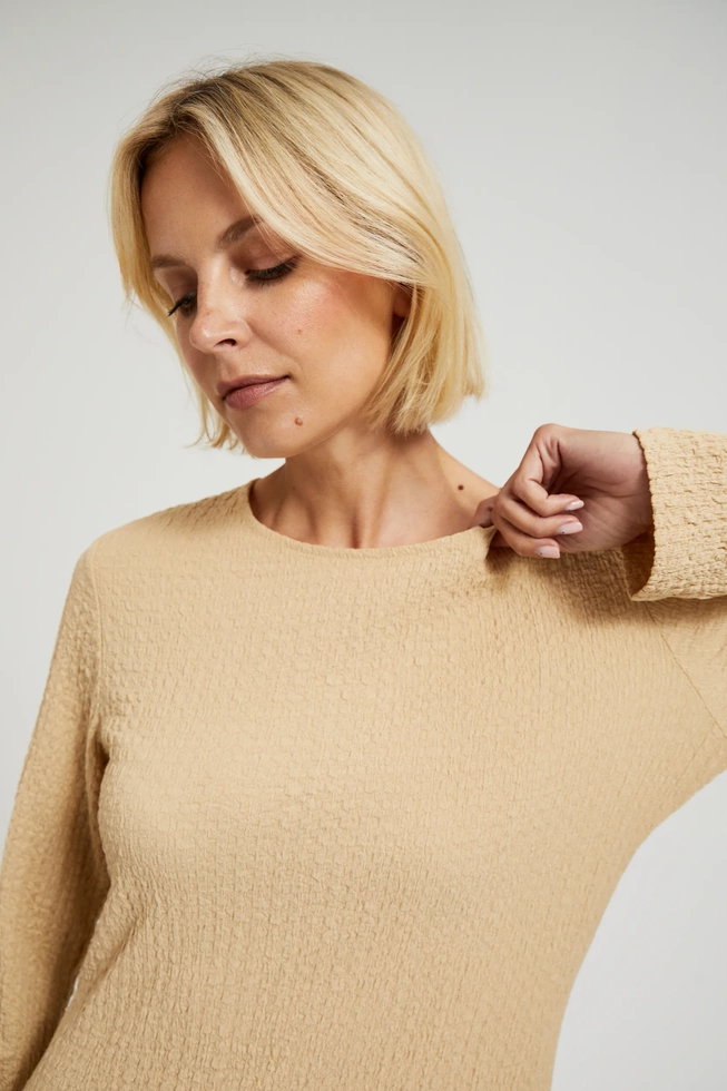 Sukienka midi z długimi rękawami beżowa