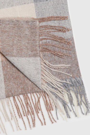 Szal w kratę beżowy