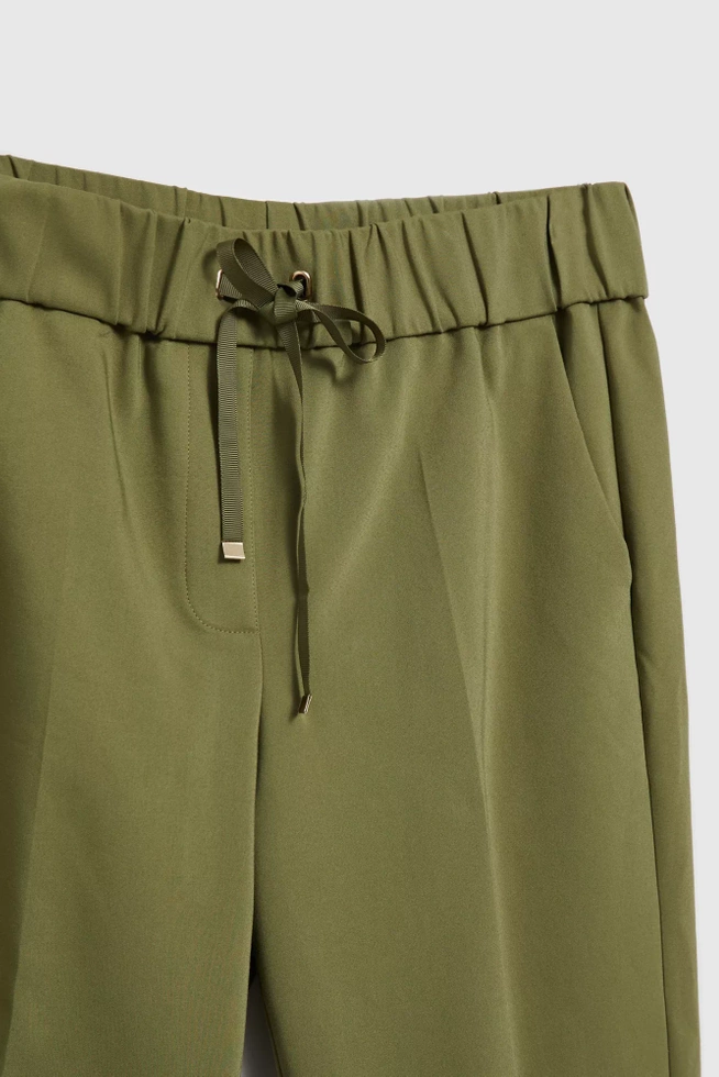 Spodnie z wiązaniem w talii