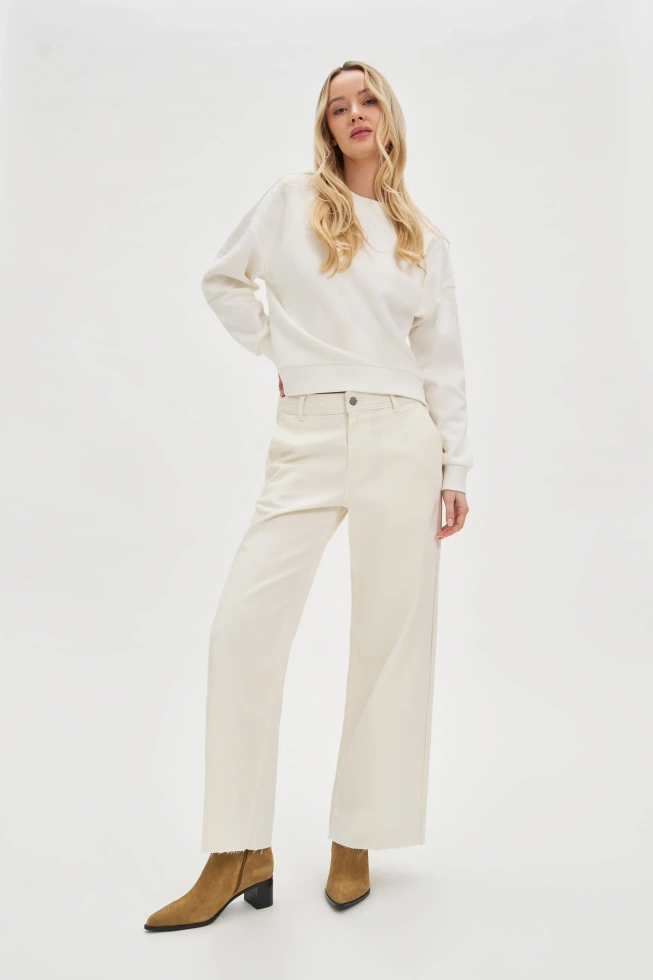 Bluza z koralikami biała