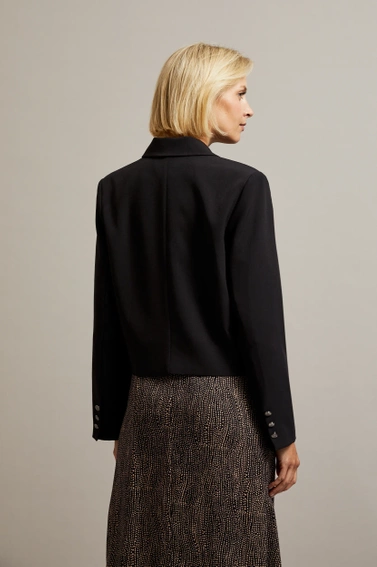 Krótka marynarka z ozdobymi guzikami czarna