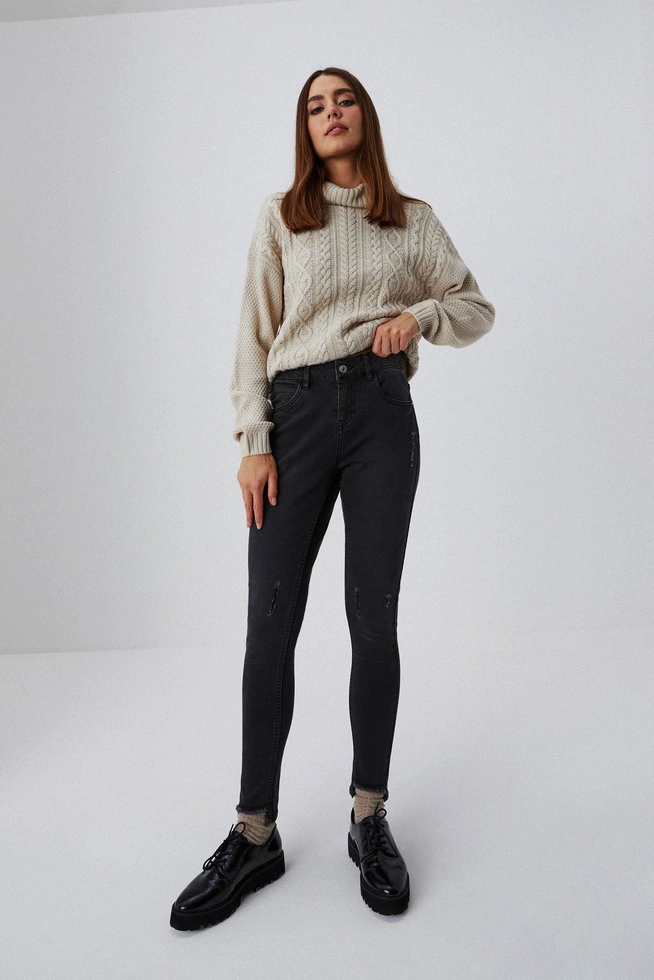 Jeansy skinny medium waist z postrzępionymi nogawkami grafitowe