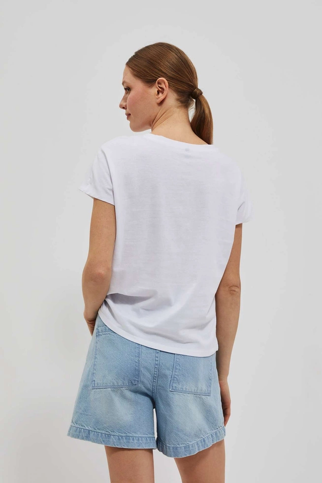 T-shirt z dekoltem w serek i guzikami biały