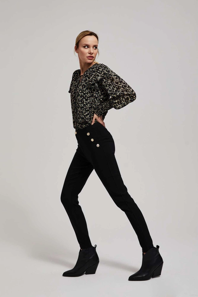 Spodnie z prostymi nogawkami