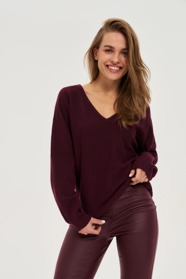  Sweter z dekoltem w serek burgundowy