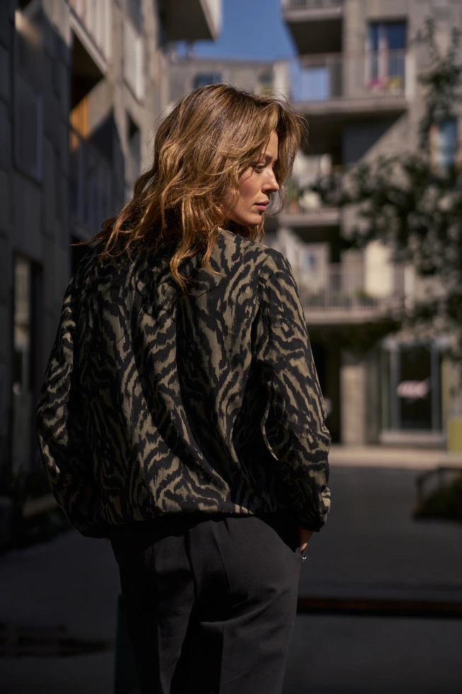 Koszula z wiskozy oliwkowa