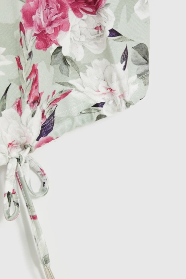 Bluzka w kwiaty z wiązaniem oliwkowa