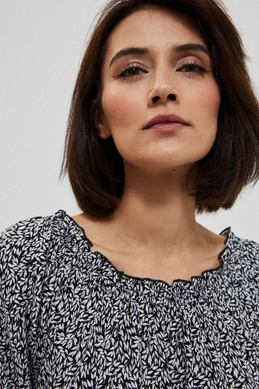 Wzorzysta sukienka z wiskozy czarna