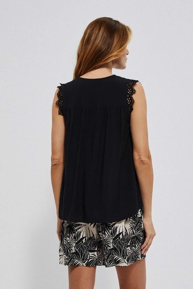 Top z wiskozy z koronką czarny
