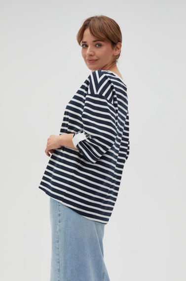 Bluza oversize w paski z szerokimi rękawami granatowa