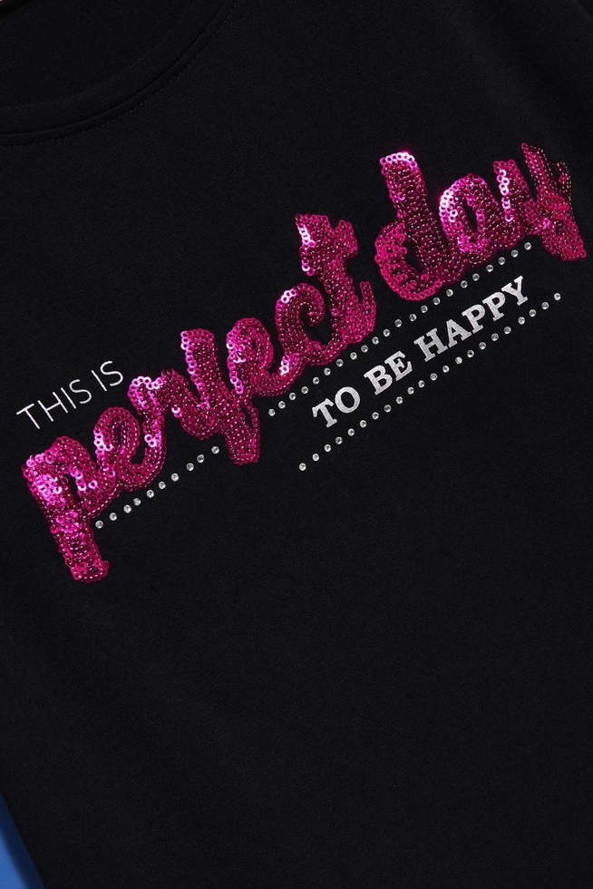 T-shirt z napisem czarny