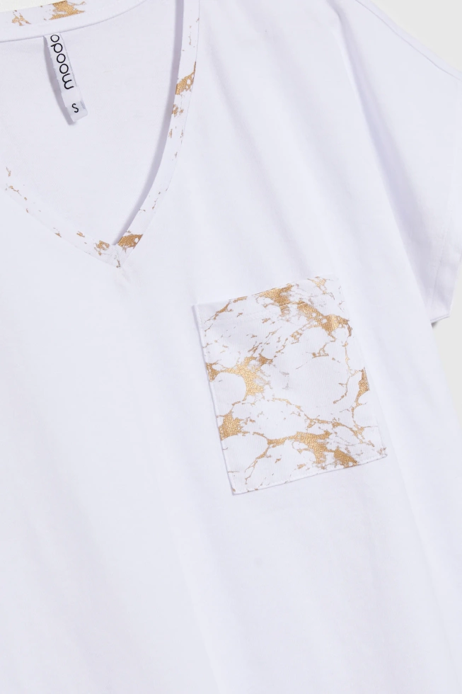 Bawełniany t-shirt z ozdobną kieszenią biały