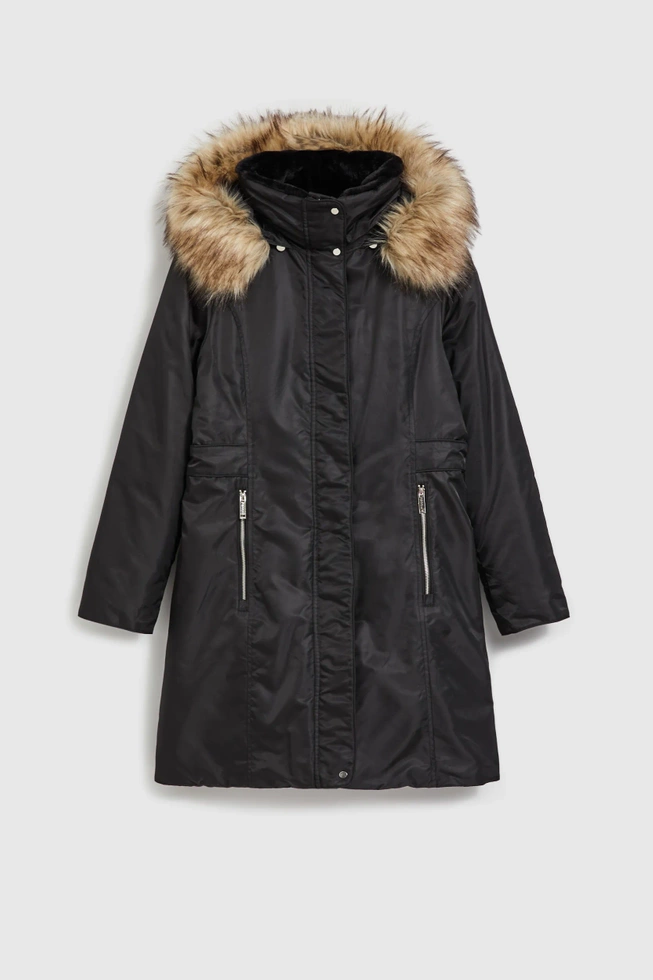 Zimowa kurtka z futrzanym kapturem czarna