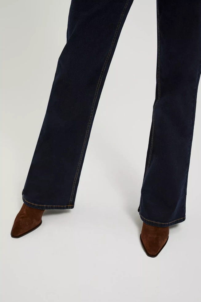 Jeansy bootcut z jasnymi przeszyciami granatowe