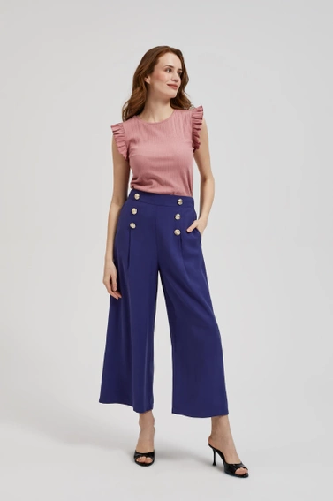 Prążkowana bluzka z falbaną na ramionach różowa