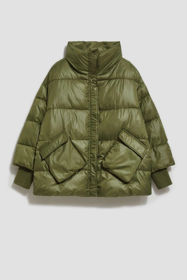 Krótka kurtka z kołnierzem