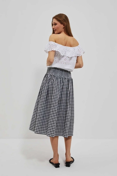 Rozkloszowana spódnica w kratę