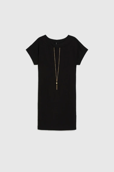 Gładka sukienka z łańcuszkiem czarna