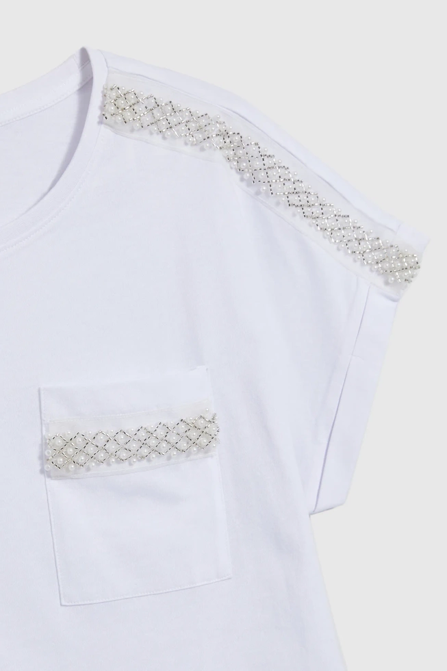 Bawełniany t-shirt ozdobiony koralikami biały