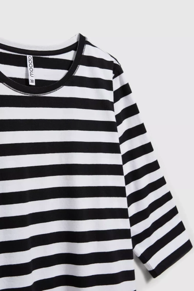 Bluzka w paski z rękawami 3/4 czarno-biała