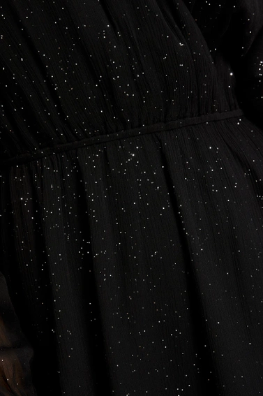 Sukienka z przezroczystymi rękawami czarna