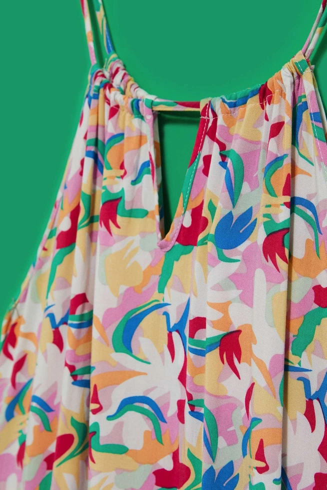 Wzorzysta sukienka na ramiączka