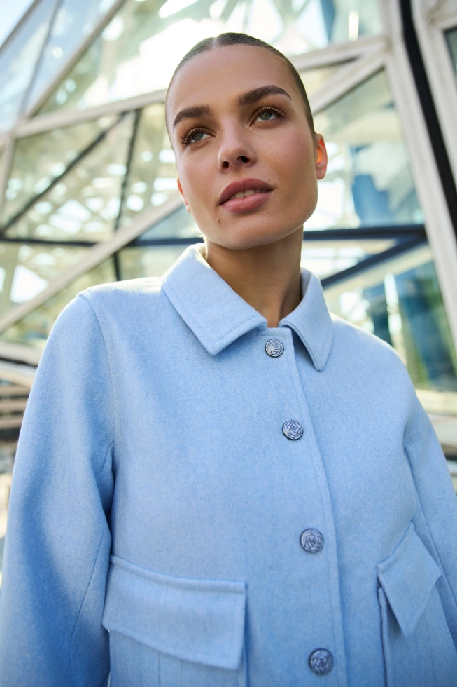 Krótka kurtka błękitna