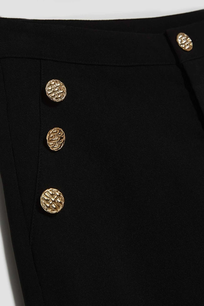 Spodnie z prostymi nogawkami