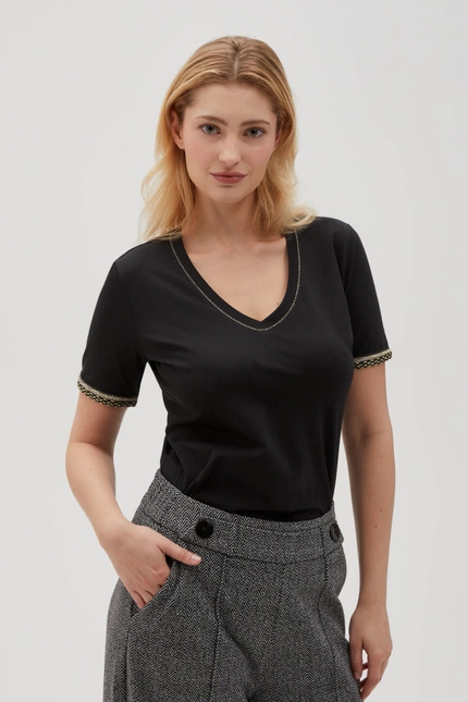 Bawełniana bluzka z dekoltem w serek i ozdobnymi rękawami czarna