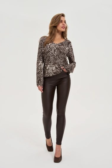 Woskowane spodnie brązowe