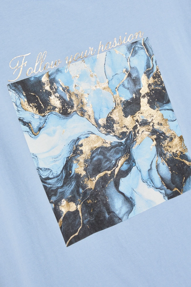 T-shirt z nadrukiem błękitny