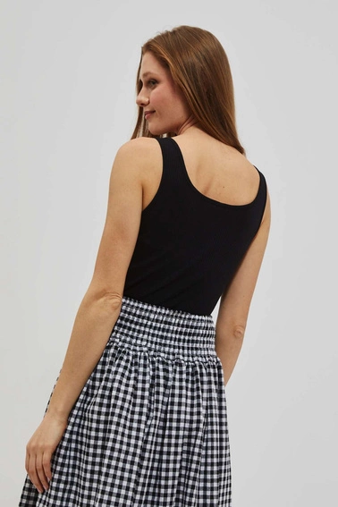 Dopasowany prążkowany top czarny