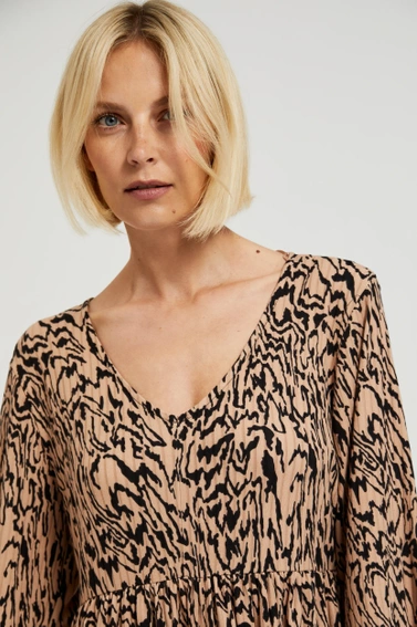 Sukienka w zwierzęcy wzór brązowa